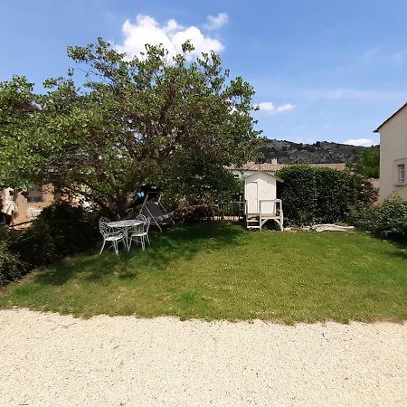 Petite Maison De Campagne Gardoise Theziers Bagian luar foto