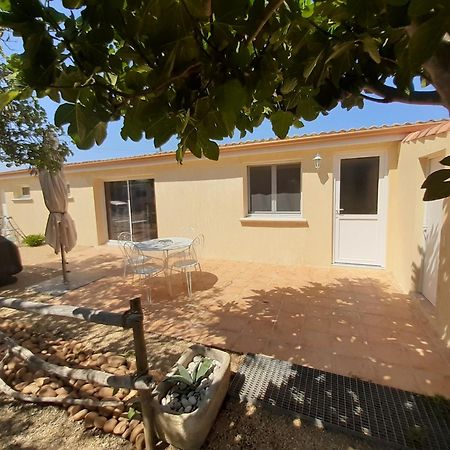 Petite Maison De Campagne Gardoise Theziers Bagian luar foto