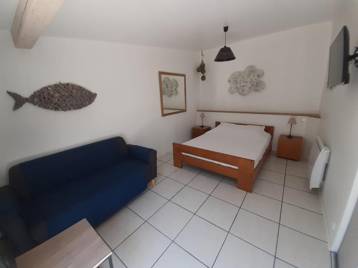 Petite Maison De Campagne Gardoise Theziers Bagian luar foto