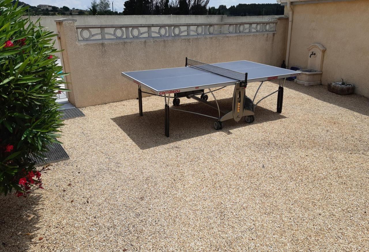 Petite Maison De Campagne Gardoise Theziers Bagian luar foto